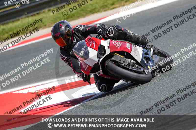 cadwell no limits trackday;cadwell park;cadwell park photographs;cadwell trackday photographs;enduro digital images;event digital images;eventdigitalimages;navarra;no limits trackdays;peter wileman photography;racing digital images;trackday digital images;trackday photos
